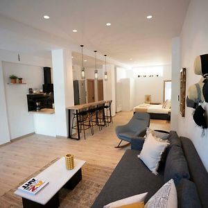Modern 2Bed 2Bath Loft In Acropolis Area