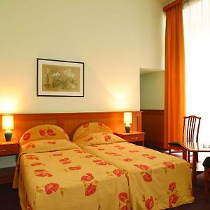 Chambre Quadruple Économique