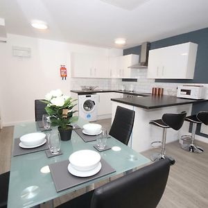Appartement à 3 Chambres à Coucher
