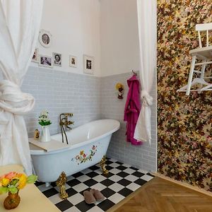 Appartement à 3 Chambres à Coucher