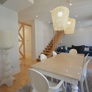 Appartement à 3 Chambres à Coucher