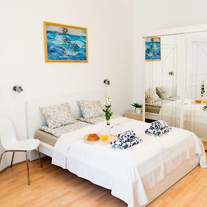 Appartement à 2 Chambres à Coucher