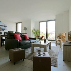 Appartement à 2 Chambres à Coucher
