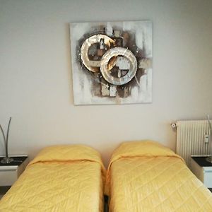 Appartement à 2 Chambres à Coucher