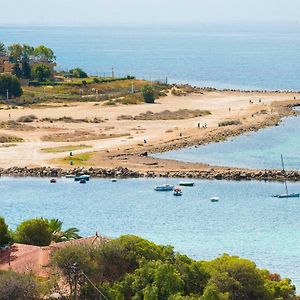 Two-Bedroom Apartment Diosa Tanit