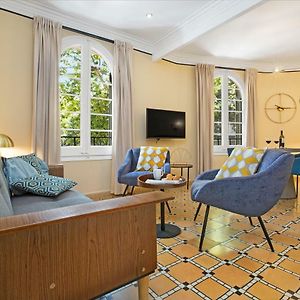 Appartement à 3 Chambres à Coucher