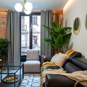 Appartement à 2 Chambres à Coucher