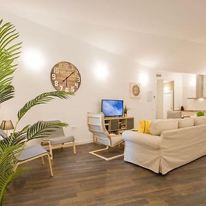 Appartement à 3 Chambres à Coucher