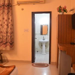 Chambre Standarde Lit Queen-Size