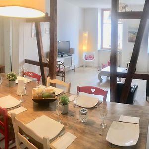 Appartement à 3 Chambres à Coucher