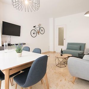 tuGuest Lobos Apartment