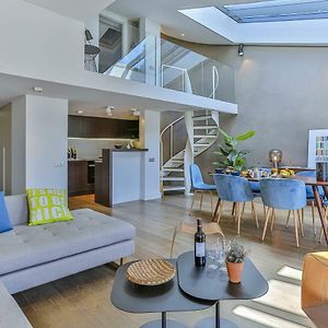 Appartement à 2 Chambres à Coucher