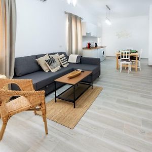 Appartement à 3 Chambres à Coucher