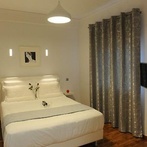 Modern And Cozy Apartment In The Centre Of Athens
