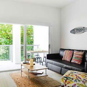 Amazing 2 Bedroom Condo At Wynwood With Parking