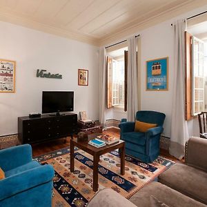 2 Bedroom Apartment With Patio Next To Avenida Da Liberdade