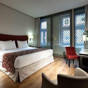 Chambre Romantique Lit King-Size