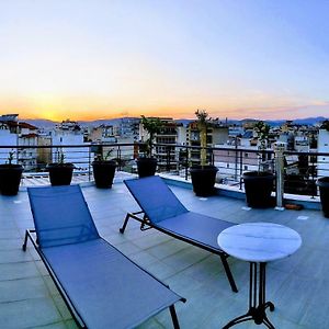 Elegant Bright Apartment With Acropolis View Terrace