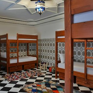 Dormitory Room Mixed