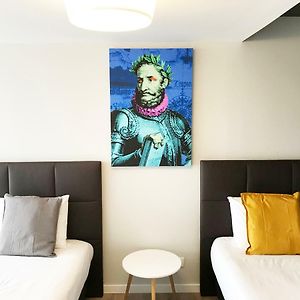 Appartement à 3 Chambres à Coucher