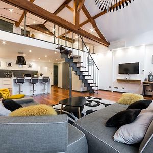 Les suites sainte claire