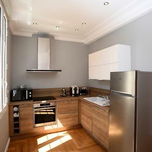 Appartement à 3 Chambres à Coucher
