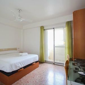Appartement à 3 Chambres à Coucher