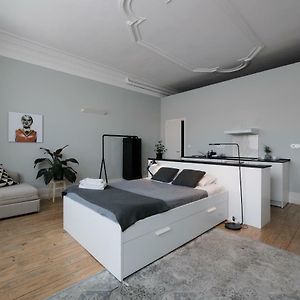 Baixa24 •P2R• Bright Apt In Vibrant Downtown