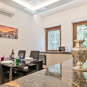 First Class Rome Apartments