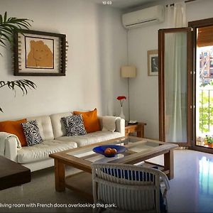 Appartement à 3 Chambres à Coucher