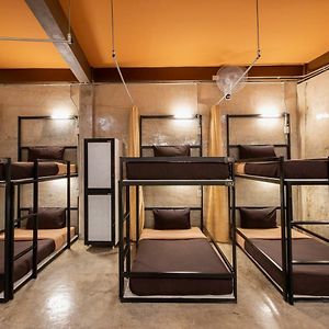 Dormitory Room Mixed