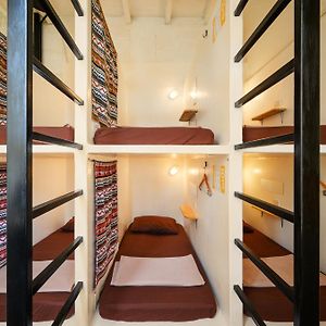 Dormitory Room Mixed