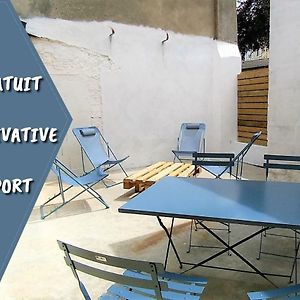 Superbe Maison 4 personnes entre le port et le centre, COUR PRIVATIVE, WiFi&Netflix gratuits