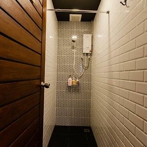 Dormitory Room Mixed