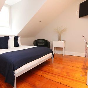 Charming & Stylish Studio On Beacon Hill #15