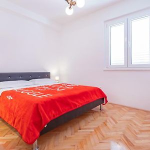 Chambre Lit Queen-Size
