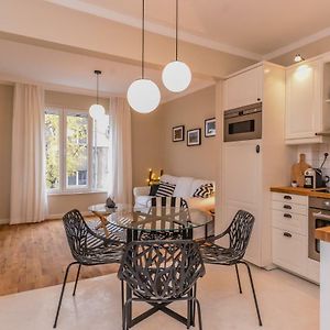 Cо́Coellie - Aesthetic 2Bd Apt Near National Palace By Flat Mаnager