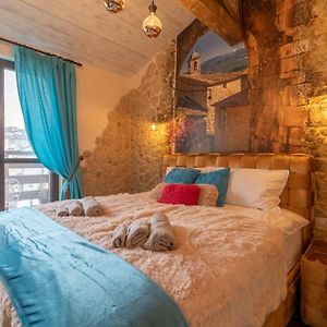 2-Bedroom Elegant Apartment In Mediterranean Style