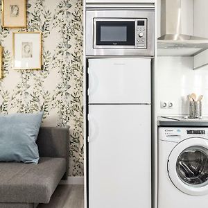 Appartement à 2 Chambres à Coucher