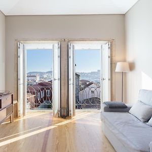 Porto&Clérigos Views by Porto City Hosts