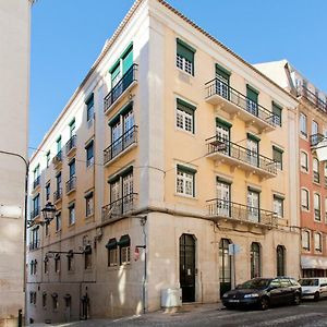 Four-Bedroom Ground Floor Apartment
