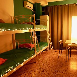 Dormitory Room Mixed