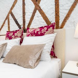 Whome | Downtown Family Apartment
