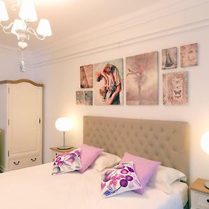 Appartement à 2 Chambres à Coucher