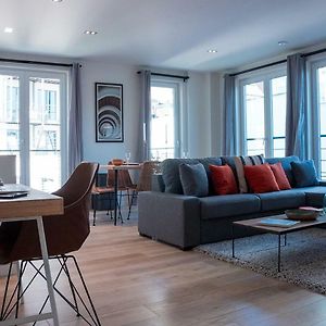 Appartement à 2 Chambres à Coucher