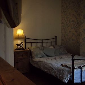 Chambre Budgétée Lit King-Size