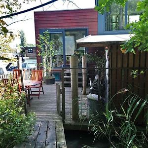 Houseboat Vliegenbos