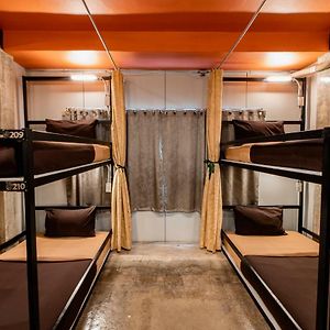 Dormitory Room Mixed