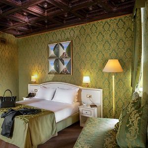 Chambre Classique Triple