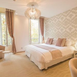 Chambre Premium Lit Queen-Size